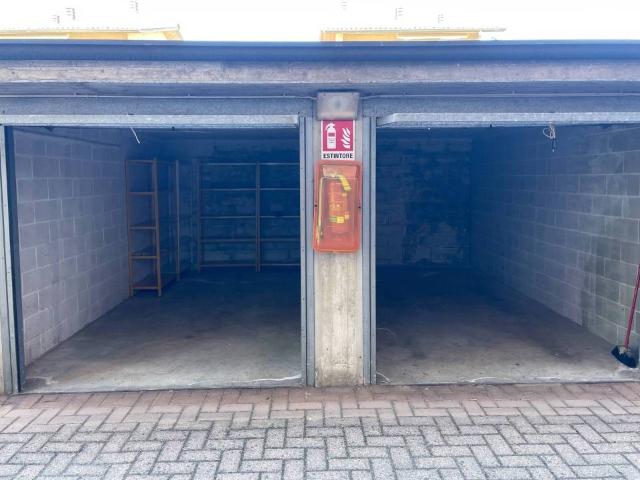 Box in vendita a Belgioioso, Lombardia