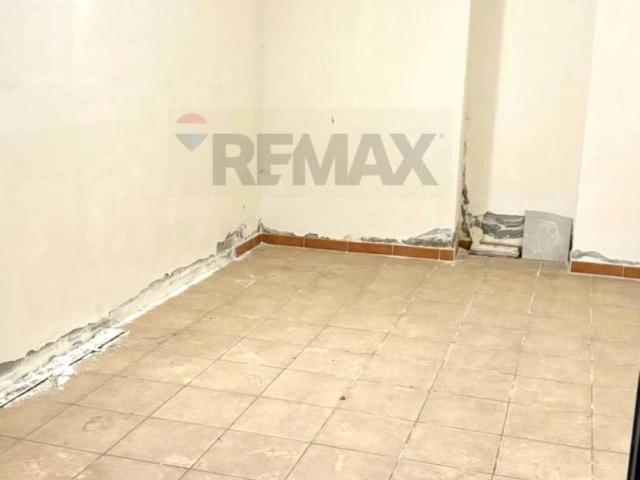 Box in vendita a Belpasso, Sicilia