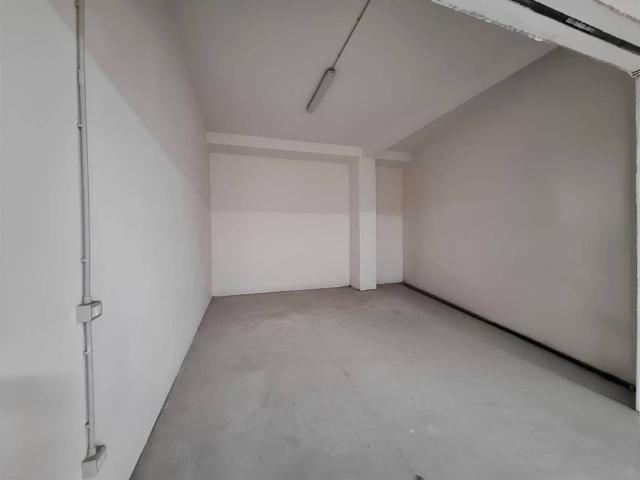 Box in vendita a Benevento, Campania