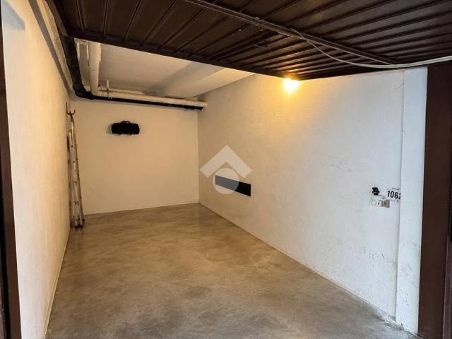 Box in vendita a Finazzi, Bergamo