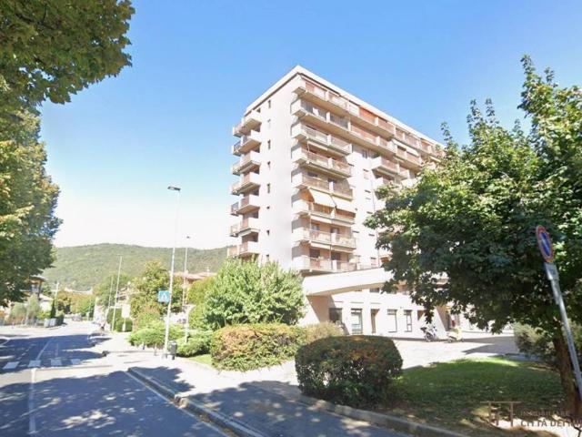 Box in vendita a Monterosso, Bergamo