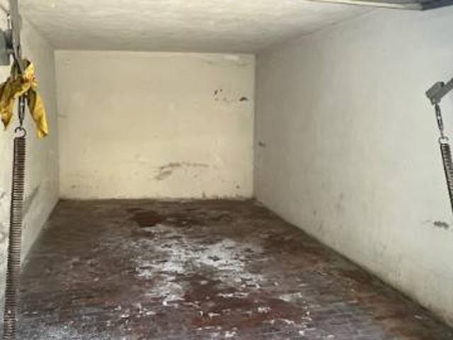Box in vendita a Bergamo, Lombardia