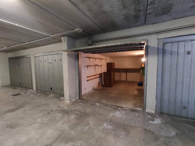 Box in vendita a Carnovali, Bergamo