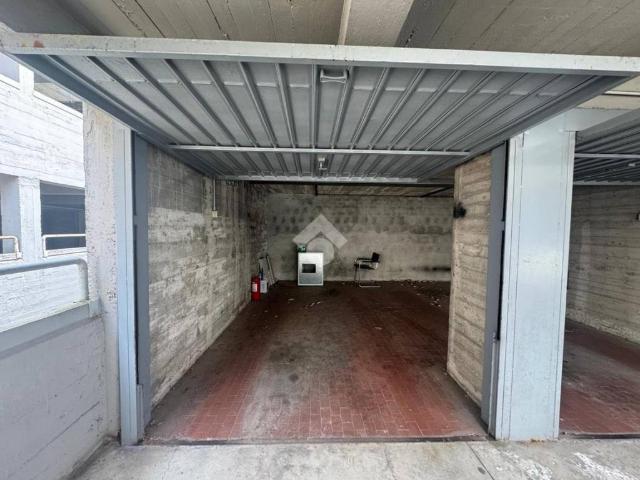 Box in vendita a Borgo Palazzo, Bergamo