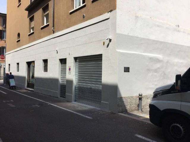 Box in vendita a Loreto, Bergamo