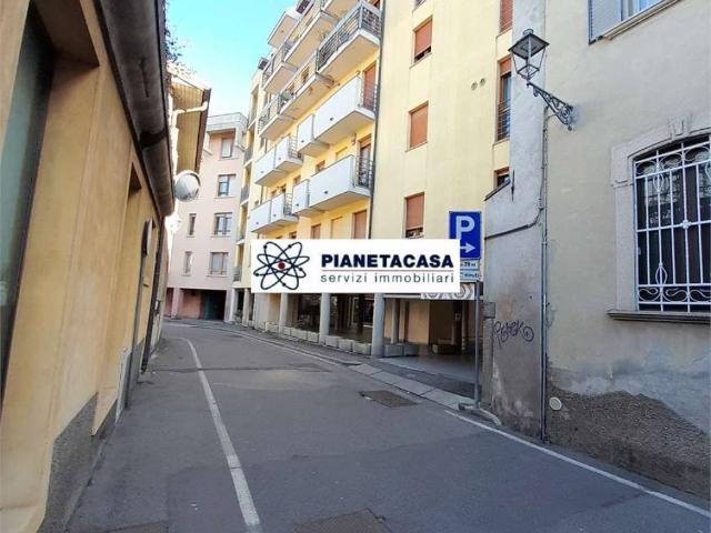 Box in vendita a Borgo Palazzo, Bergamo