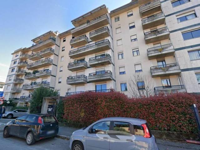 Box in vendita a Bergamo, Lombardia