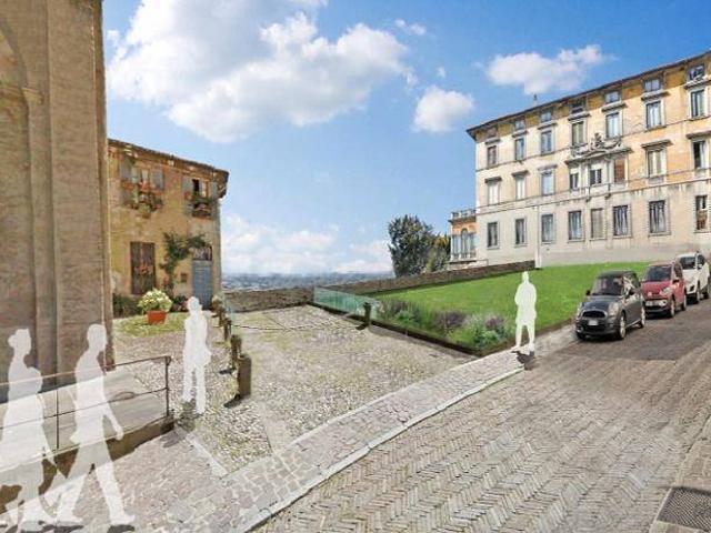 Box in vendita a Città Alta, Bergamo