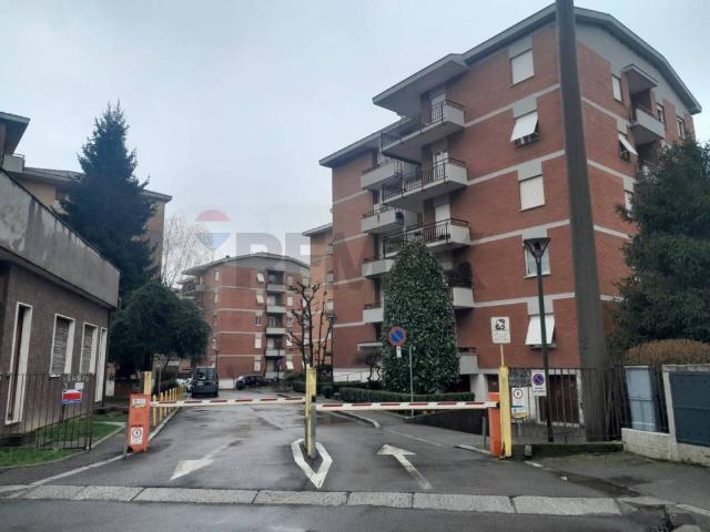 Box in vendita a Bergamo, Lombardia
