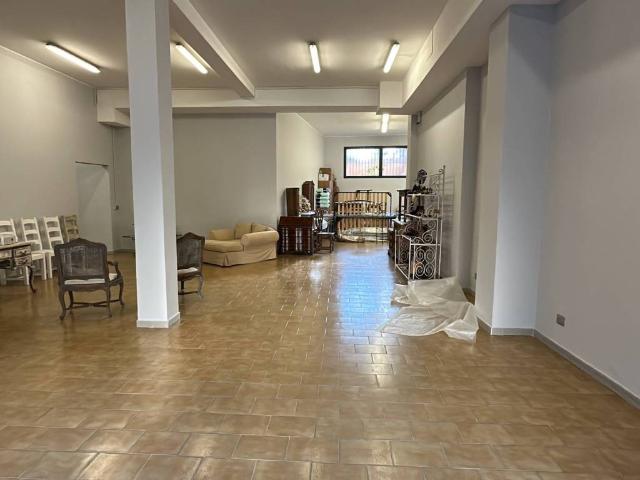 Box in vendita a San Tomaso de' Calvi, Bergamo