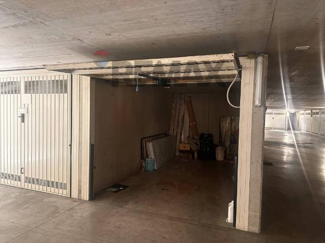 Box in vendita a Loreto, Bergamo