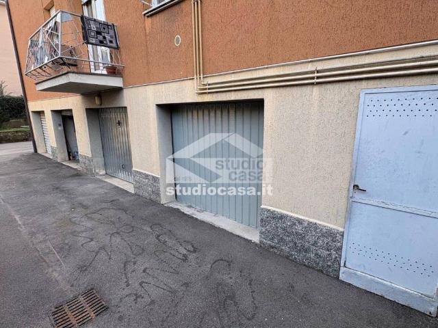Box in vendita a Bergamo, Lombardia