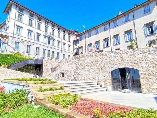 Box in vendita a Città Alta, Bergamo