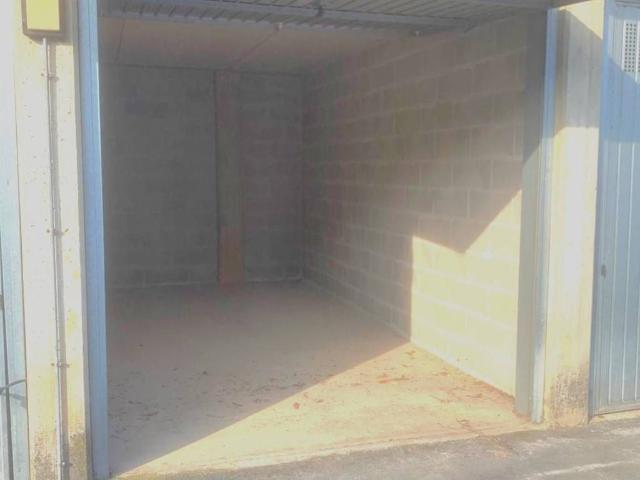Box in vendita a Villanova, Bernareggio