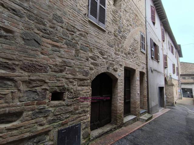 Box in vendita a Bettona, Umbria
