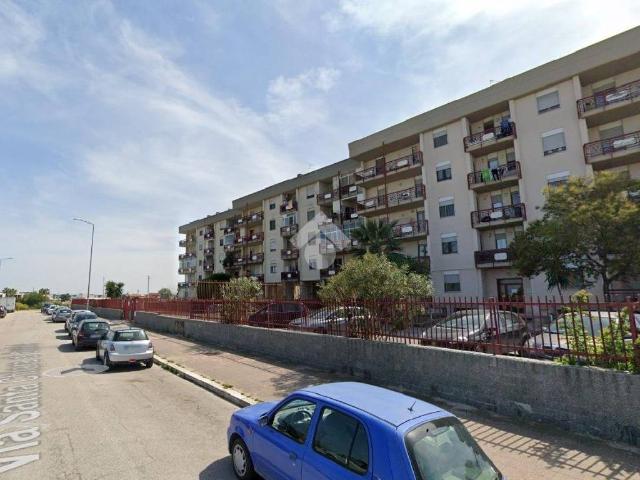 Box in vendita a Puglia, Barletta-andria-trani