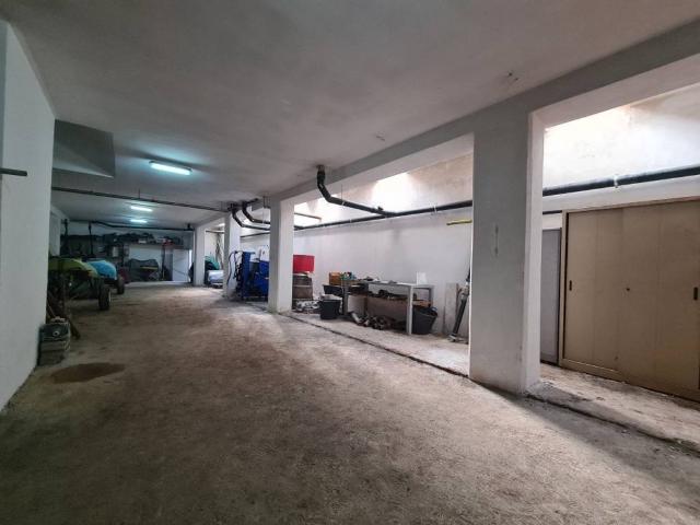 Box in vendita a Puglia, Barletta-andria-trani
