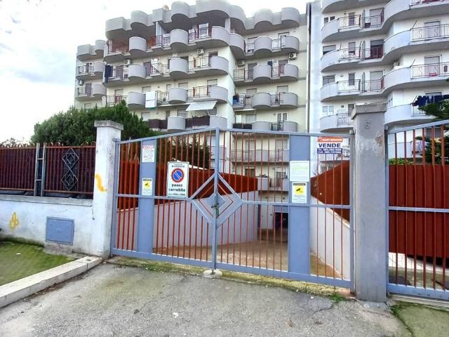 Box in vendita a Puglia, Barletta-andria-trani