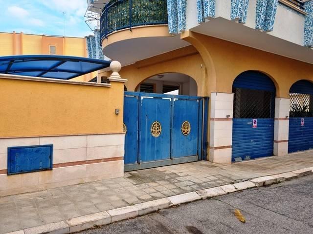 Box in vendita a Puglia, Barletta-andria-trani