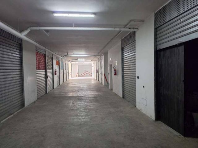 Box in vendita a Quartiere 167, Puglia