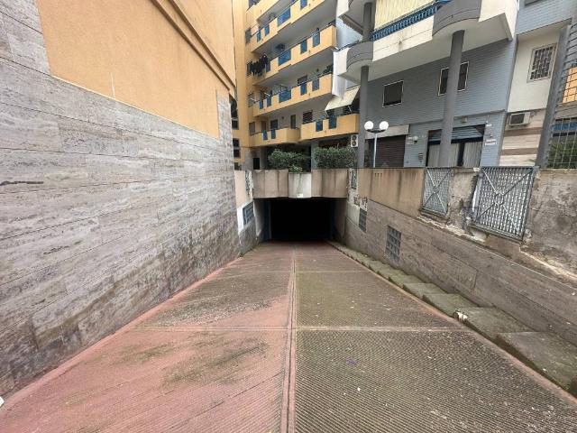 Box in vendita a Puglia, Barletta-andria-trani