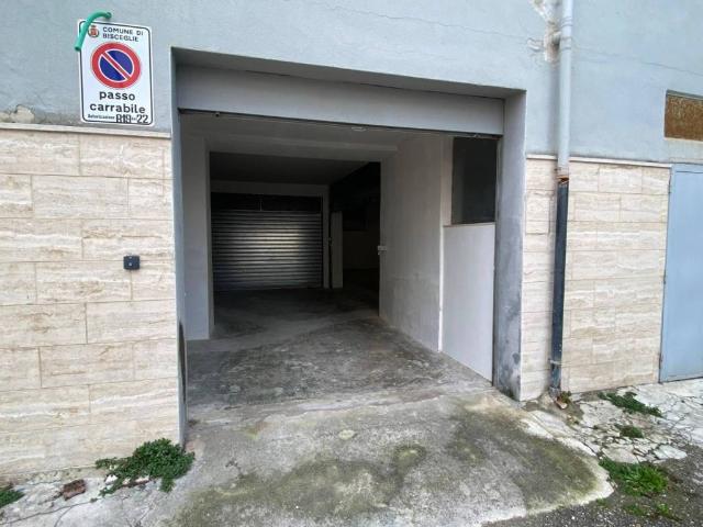Box in vendita a Puglia, Barletta-andria-trani