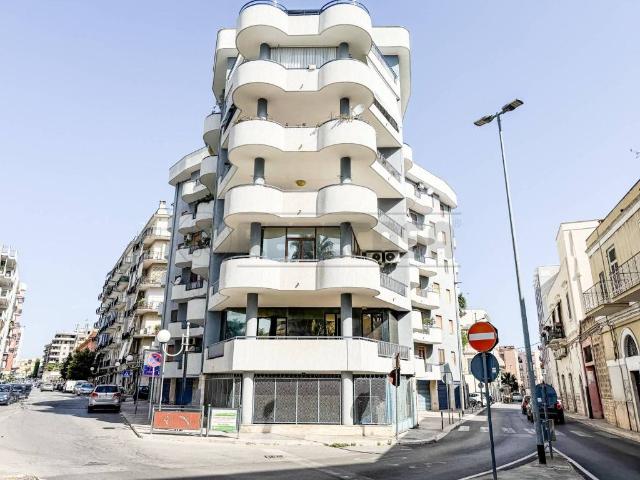 Box in vendita a Puglia, Barletta-andria-trani