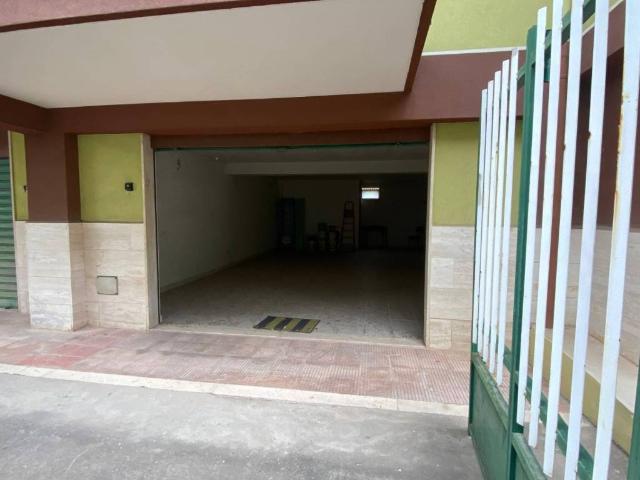 Box in vendita a Puglia, Barletta-andria-trani
