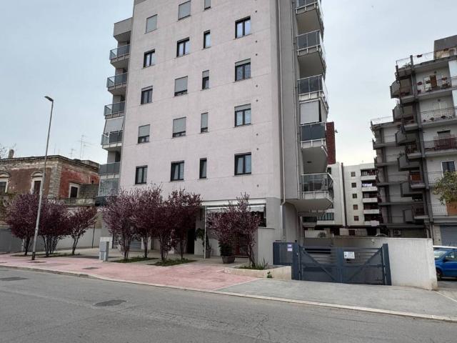 Box in vendita a Puglia, Barletta-andria-trani
