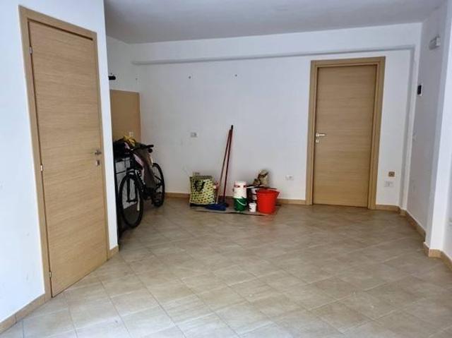Box in vendita a Puglia, Barletta-andria-trani
