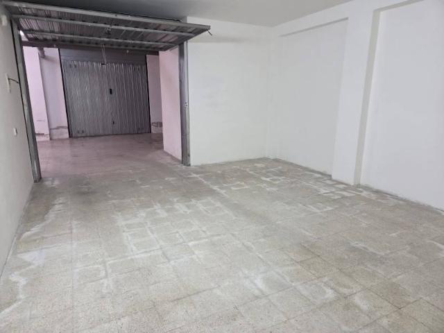 Box in vendita a Puglia, Bari