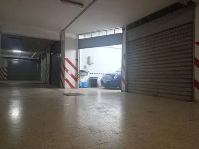 Box in vendita a Puglia, Bari