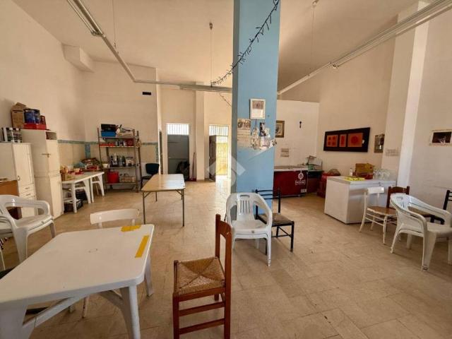 Box in vendita a Bitonto, Bari