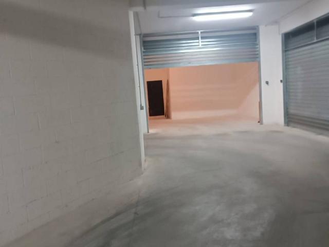 Box in vendita a Puglia, Bari