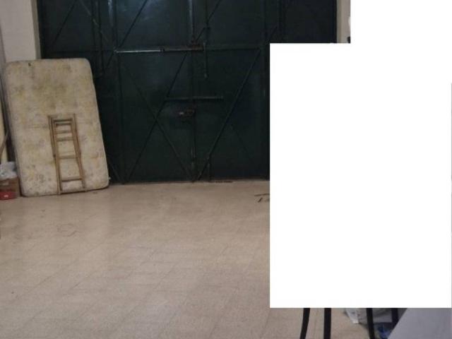 Box in vendita a Puglia, Bari