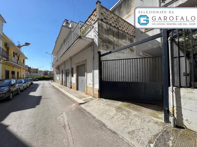 Box in vendita a Bitonto, Bari