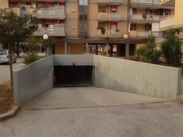 Box in vendita a Bitritto, Bari