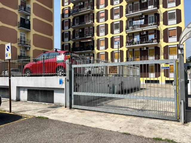 Box in vendita a Ospiate, Bollate