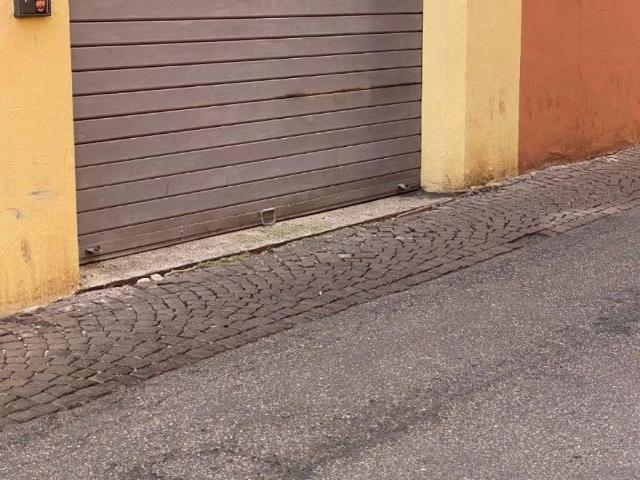 Box in vendita a Santo Stefano, Bologna
