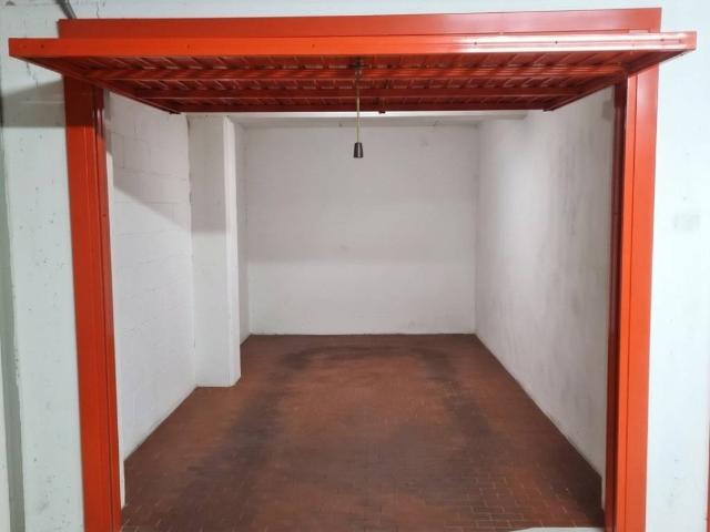 Box in vendita a San Donato-San Vitale, Bologna
