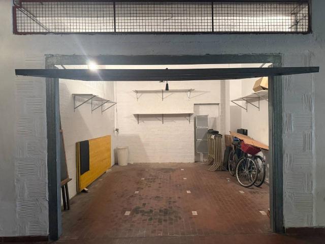 Box in vendita a Porto-Saragozza, Bologna