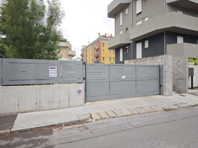 Box in vendita a Dozza, Bologna
