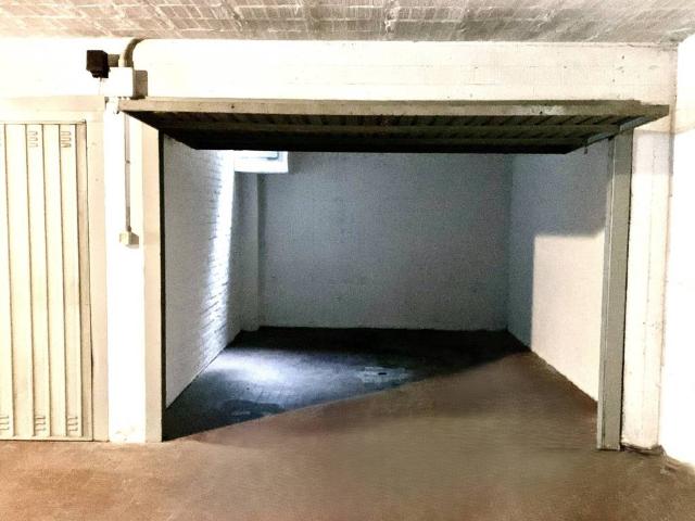 Box in vendita a Quartiere Navile, Bologna