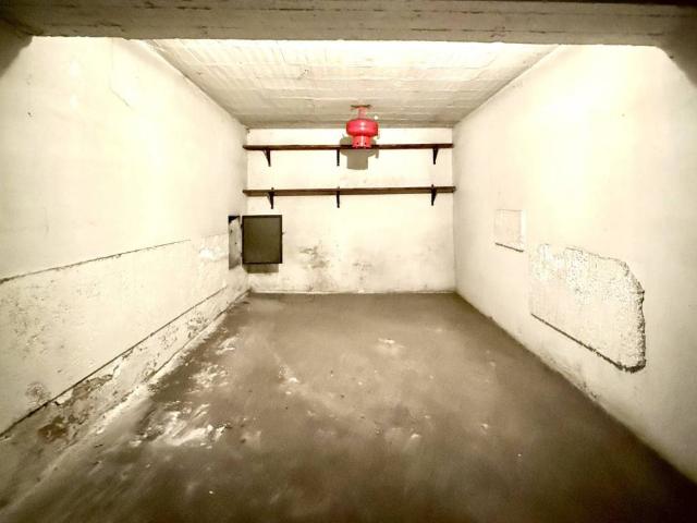 Box in vendita a Porto-Saragozza, Bologna