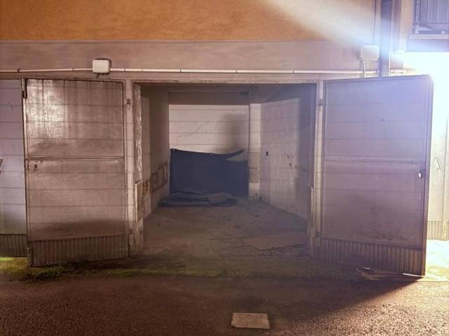Box in vendita a San Donato-San Vitale, Bologna