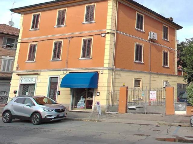 Box in vendita a Dozza, Bologna