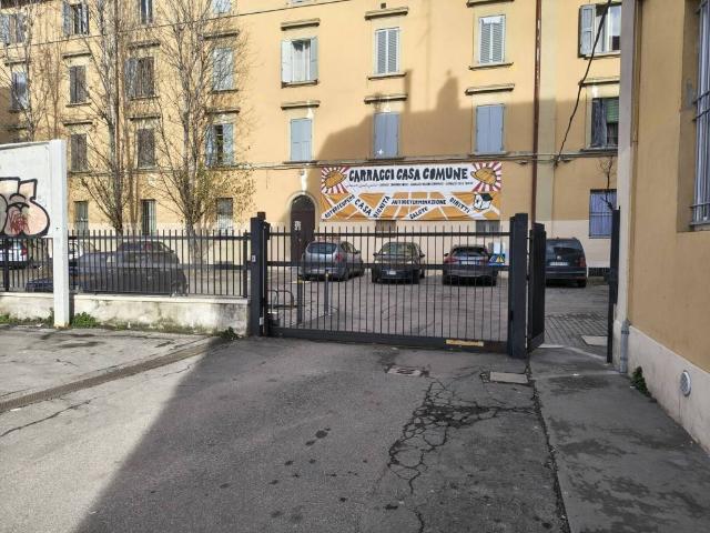 Box in vendita a Quartiere Navile, Bologna