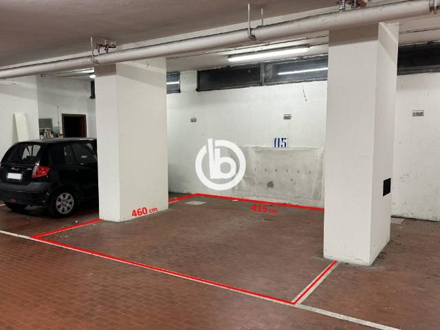 Box in vendita a Irnerio, Bologna
