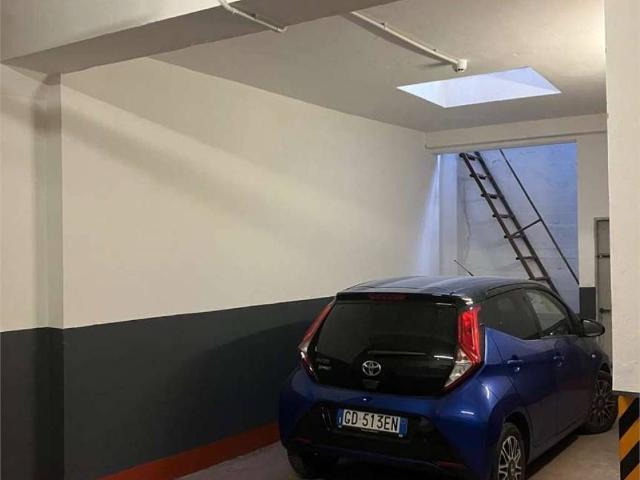 Box in vendita a Marconi, Bologna