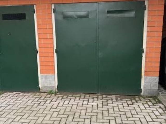 Box in vendita a San Donato, Bologna